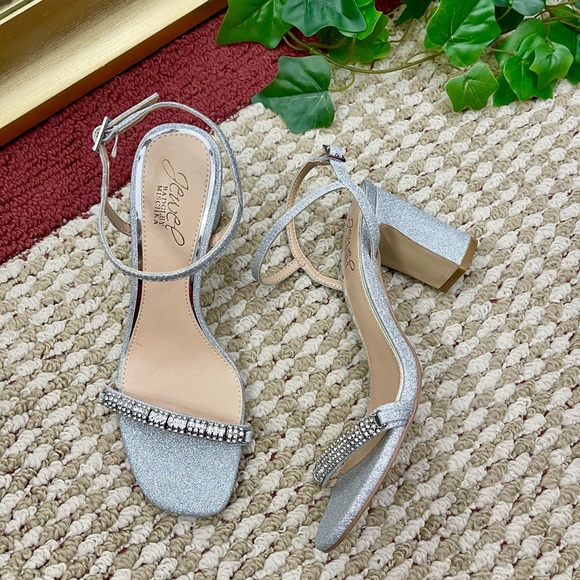 JEWEL BADGLEY MISCHKA Charlee Embellished Evening Sandals in Silver Size 6 - Picture 6 of 10